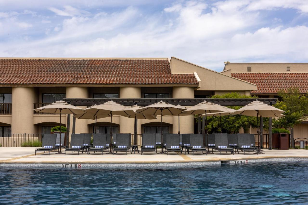 ברני Tapatio Springs Hill Country Resort מראה חיצוני תמונה