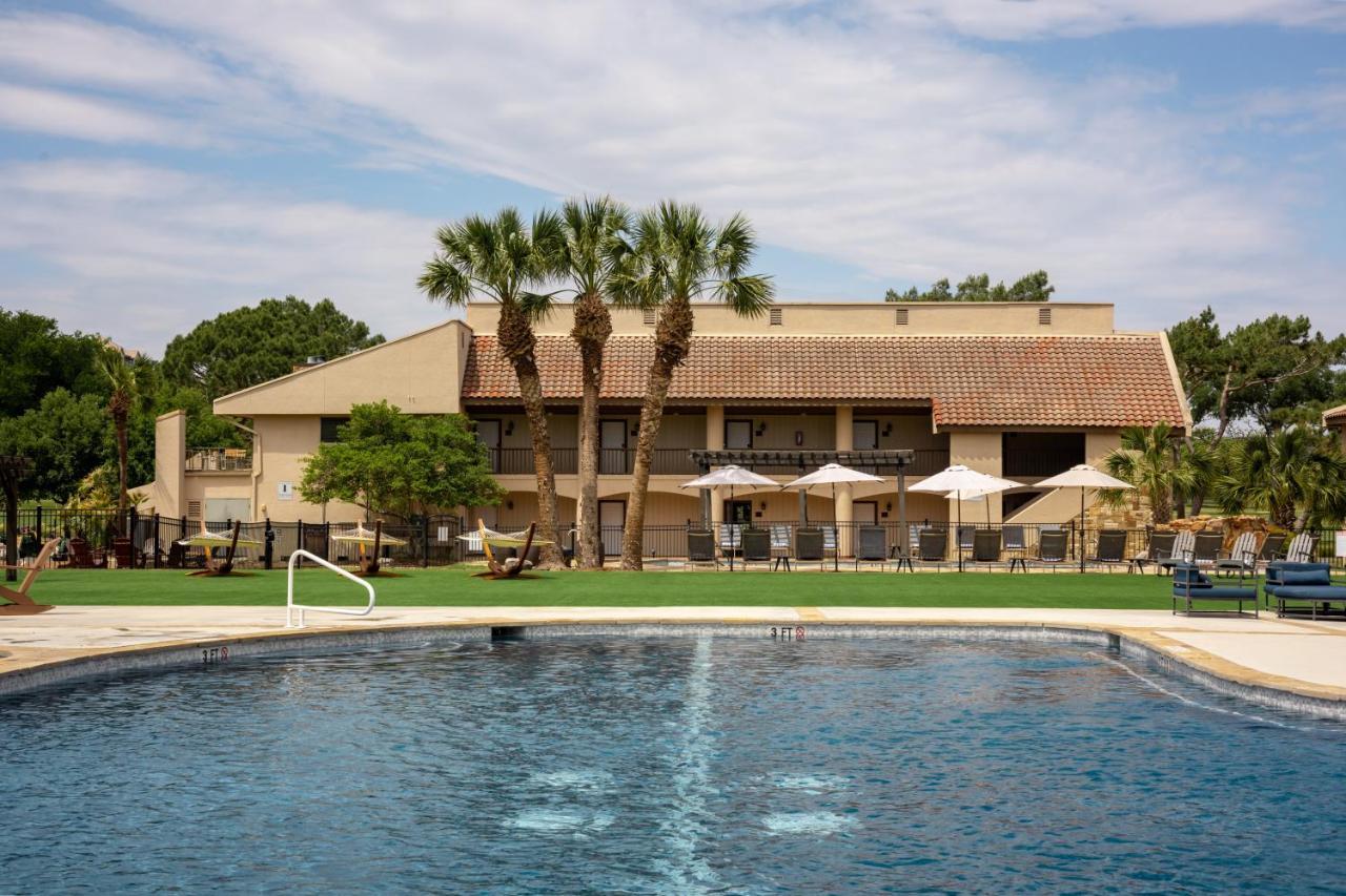 ברני Tapatio Springs Hill Country Resort מראה חיצוני תמונה