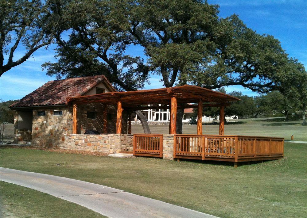 ברני Tapatio Springs Hill Country Resort מראה חיצוני תמונה